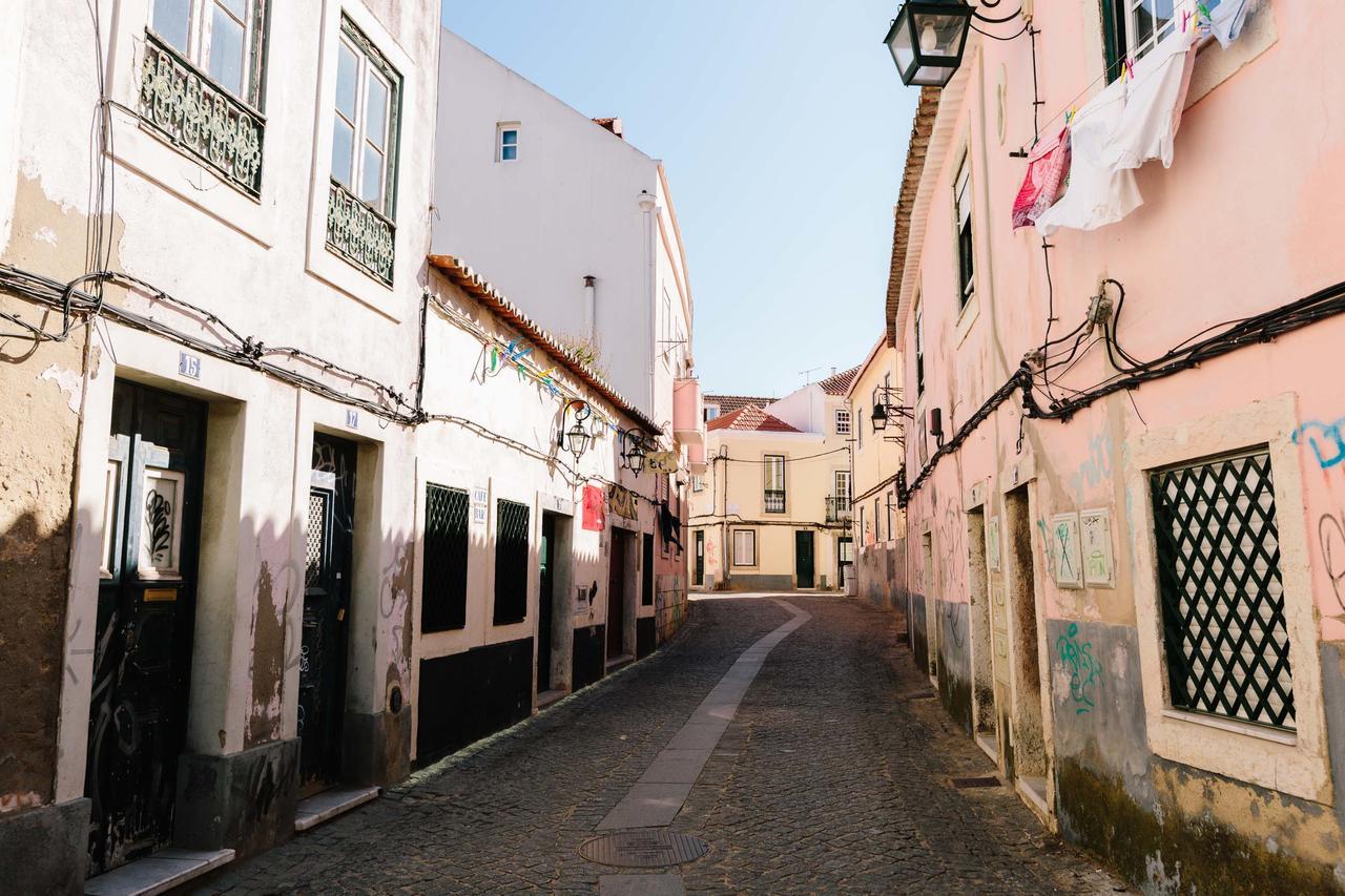 Lisbon South Hostel Almada Exterior foto