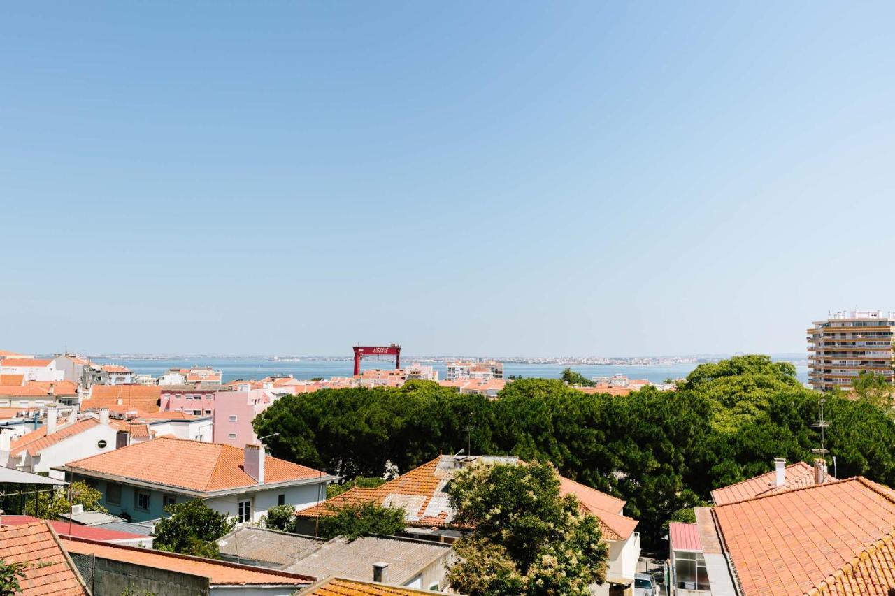 Lisbon South Hostel Almada Exterior foto